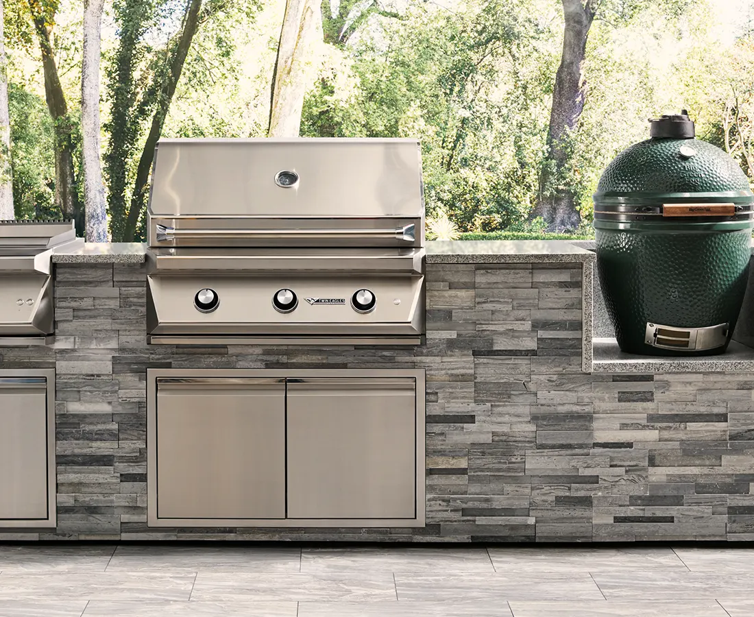 Outdoor Kitchen